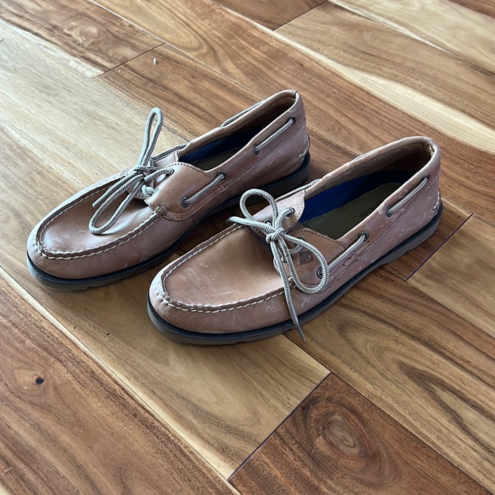 Sperry boat shoes